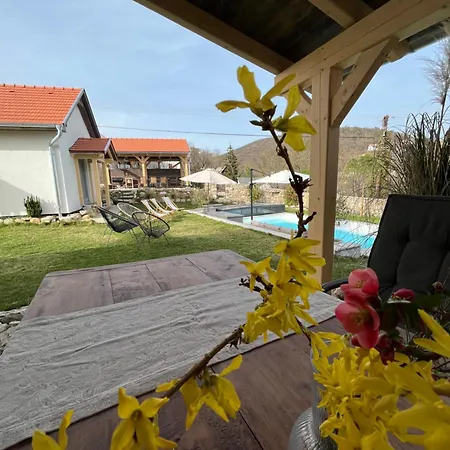 아파트 Piknikhaz 초팍